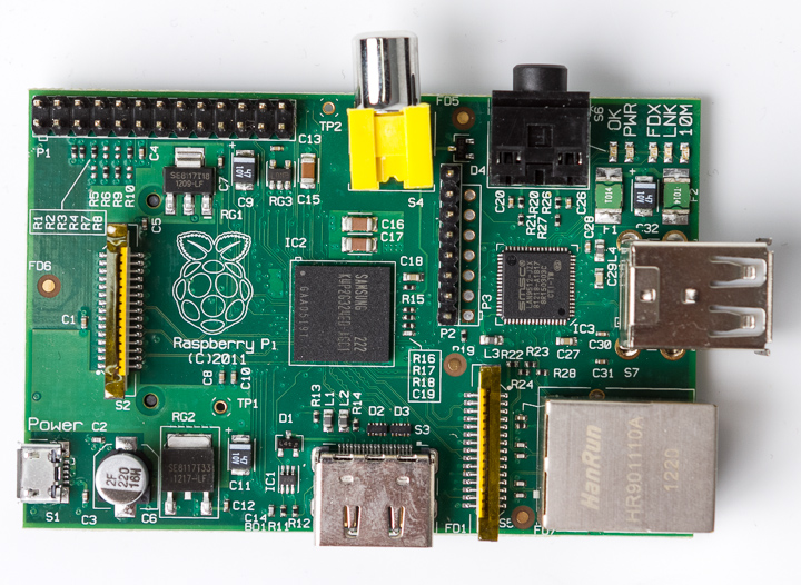 Egy tízezer forintos Raspberry Pi számítógép a rendszer egyik eleme