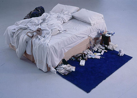 Tracy Emin My Bed című munkája először 150 ezer fontért kelt el, mostani tulajdonosa viszont már 2,5 millió fontot fizetett érte