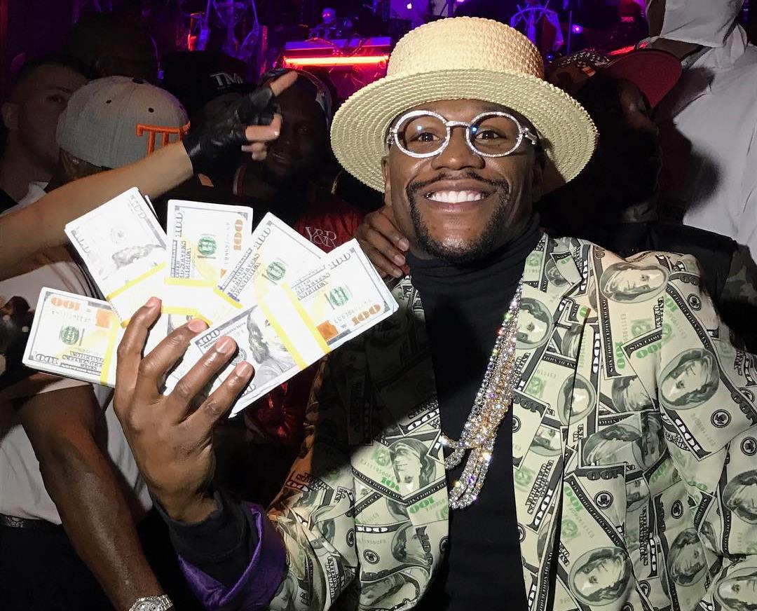 Kriptovalutával azért nem lehet ennyire jól pózolni (Fotó: Floyd Mayweather / Instagram)